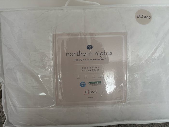 Duck Down kingsize duvet BNWT