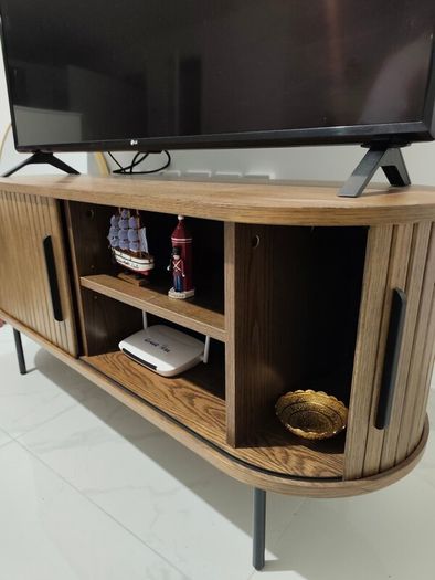TV cabinet