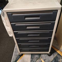 Plastic Storage Cabinet with 6 drawers