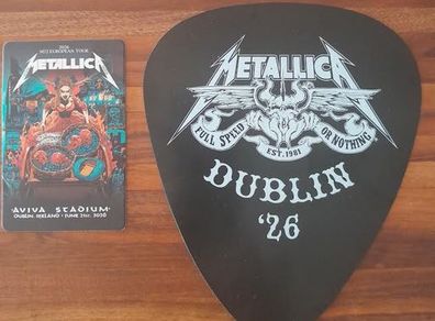 Metallica fan card and plectrum