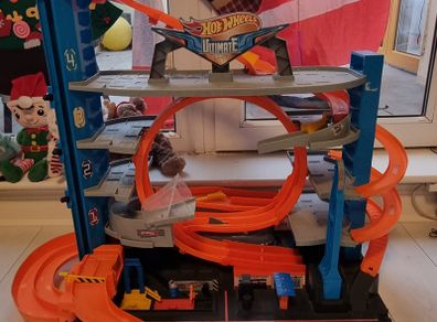 Hot Wheels Ultimate Garage