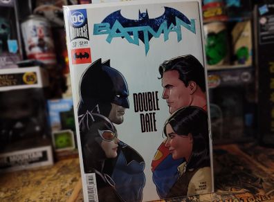 Batman ! Issue #37 ! Bruce and Selina Double Date with Clark and Lois ! 2018 ! by DC Comics !