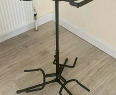 Triple Guitar Stand