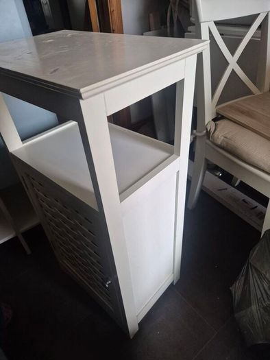 Bathroom cabinet