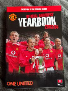 Manchester United Official Members' Yearbook 2003/04