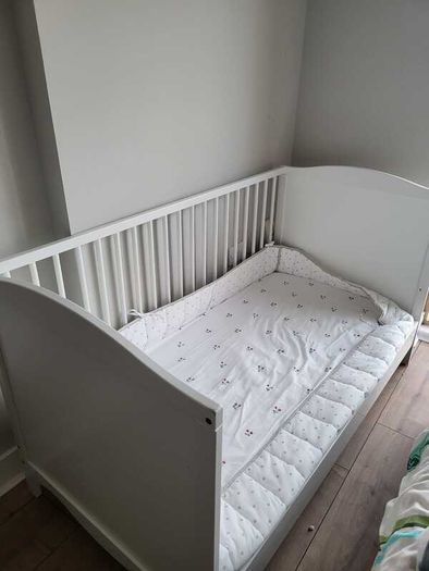 White baby cot SMAGORA IKEA mattress+extras