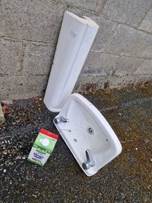 Used pedestal sink basin and column
