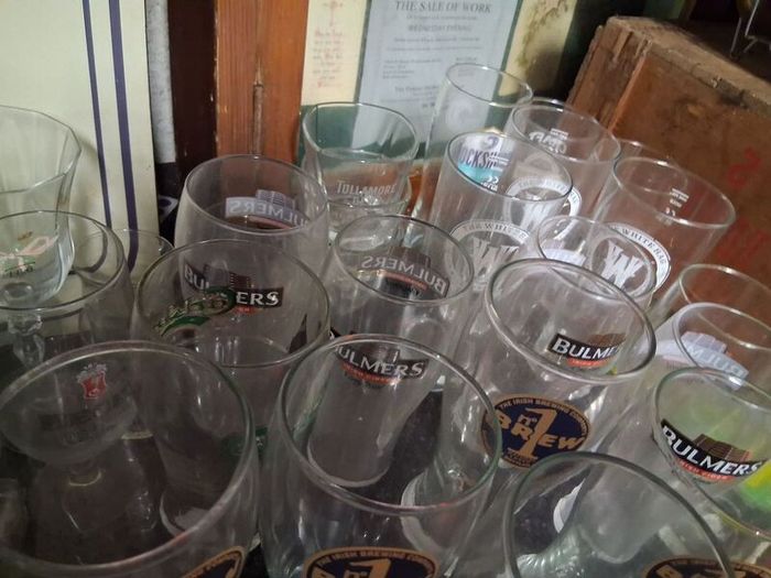 Pint Glasses 1 euro  each