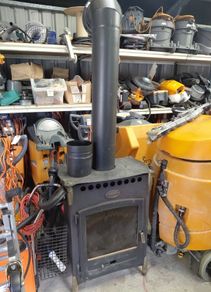 13Kw Stove Godin with Flue