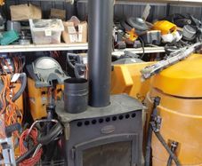 13Kw Stove Godin with Flue