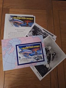1974 Island At The Top Of The World Press Kit