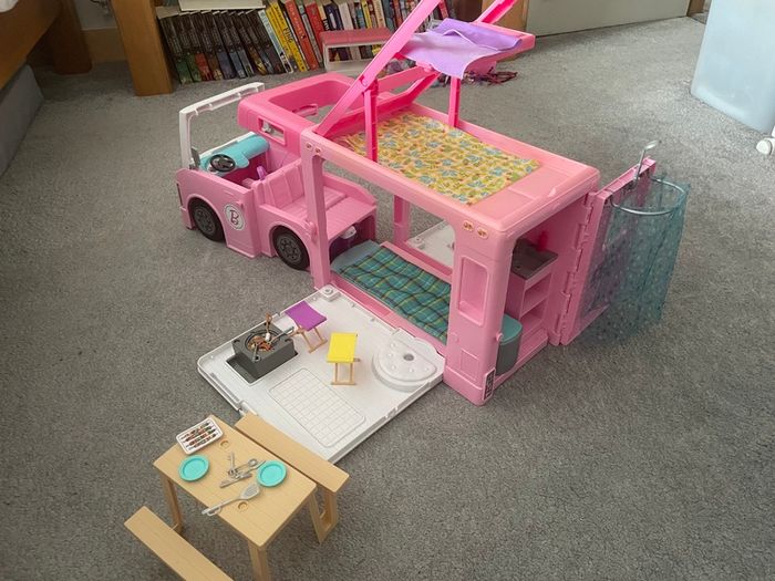 Barbie Camper