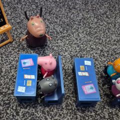 Peppa Pig Playset Peppa's Classroom