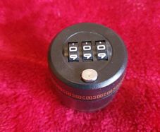 Bottle lock