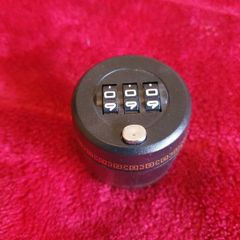 Bottle lock