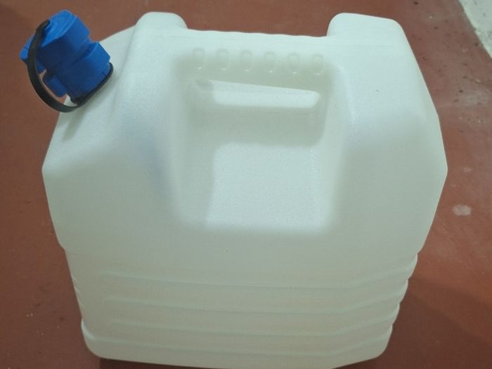 Petrol canister