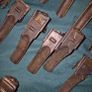 Rare Antique carpet clips x30 in metal copper tone Image 4
