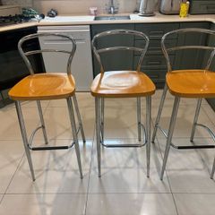 3 Barstools