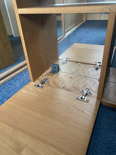 Bathroom vanity unit