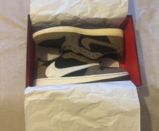 Air Jordan 1 Low OG "Mocha"