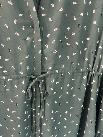 10 euro Selection of new and designer summer Dresses in sizes 10 / 12 to clear