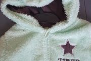 Green onesie 8-10 yrs