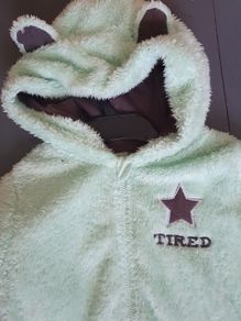 Green onesie 8-10 yrs
