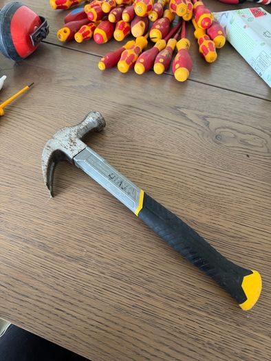 Stanley Hammer 20 oZ