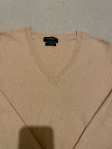 Blush pink V neck cashmere jumper