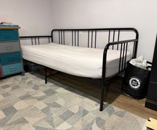 Metal black bed