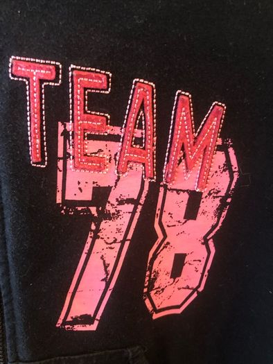 Black hoody (age 13-14)