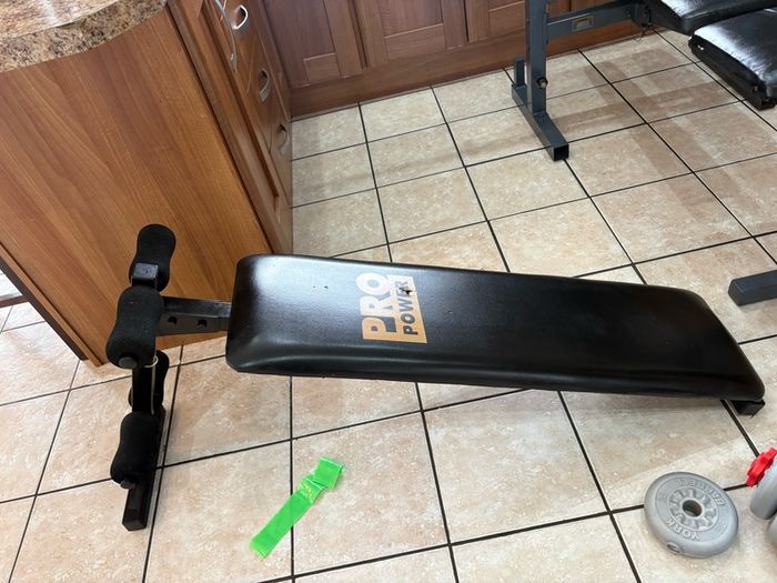 Weight Bench With Leg Developer Attachment, Ab Bench, Barbell, Dumbbell, 50kg Weights.