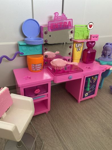 Barbie set