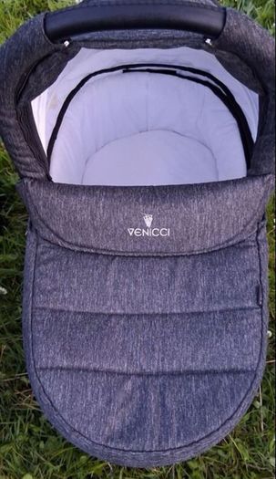 Venicci Soft 3 in 1 Travel System ISOFIX Base