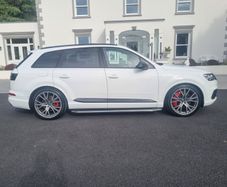 Audi SQ7 2017 - 7 Seater - V8 - Diesel 4L