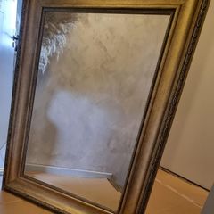 vintage style mirror