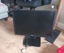LG computer monitor