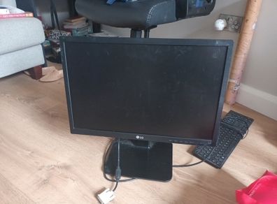 LG computer monitor