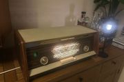 Tube Radio Receiver - Amplifier Philips B5X14A