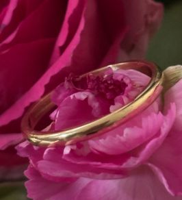18kt Vintage Yellow Gold Band