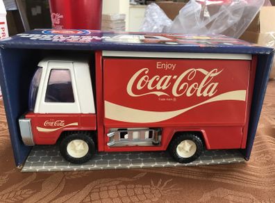 Coca Cola 1970 Rare Delivery Truck NIB