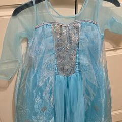 kids fancy dress. Elsa costume, like new. 6y