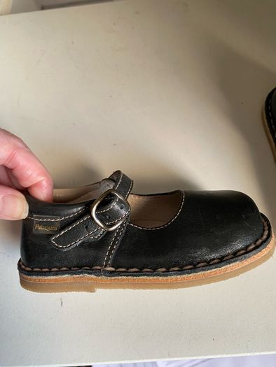 Conguitos navy leather baby / toddler shoes in size 3. New, Never worn.