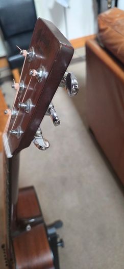 1974 Martin D-18