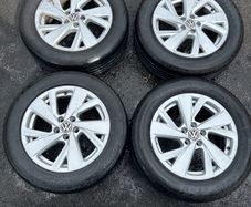 Volkswagen alloys 205/60R 16 82V
