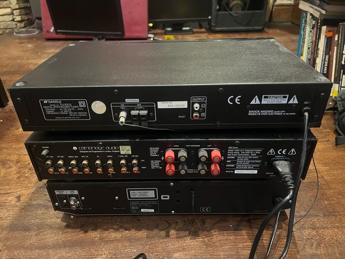 Cambridge audio integrated amplifier, SANSUI tuner/radio and Sony CD player