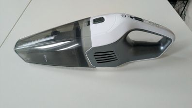 Handheld vacuum