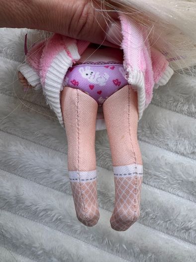 Na! Na! Na! Surprise Doll Aubrey Heart with Bunny Sweater Used Please see photos