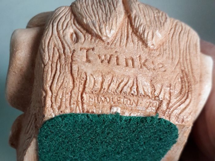ORNAMENT - Vintage - Rabbit - Yawning Bunny