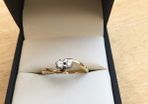 18ct Yellow Gold 2 Stone Diamond Twist Ring